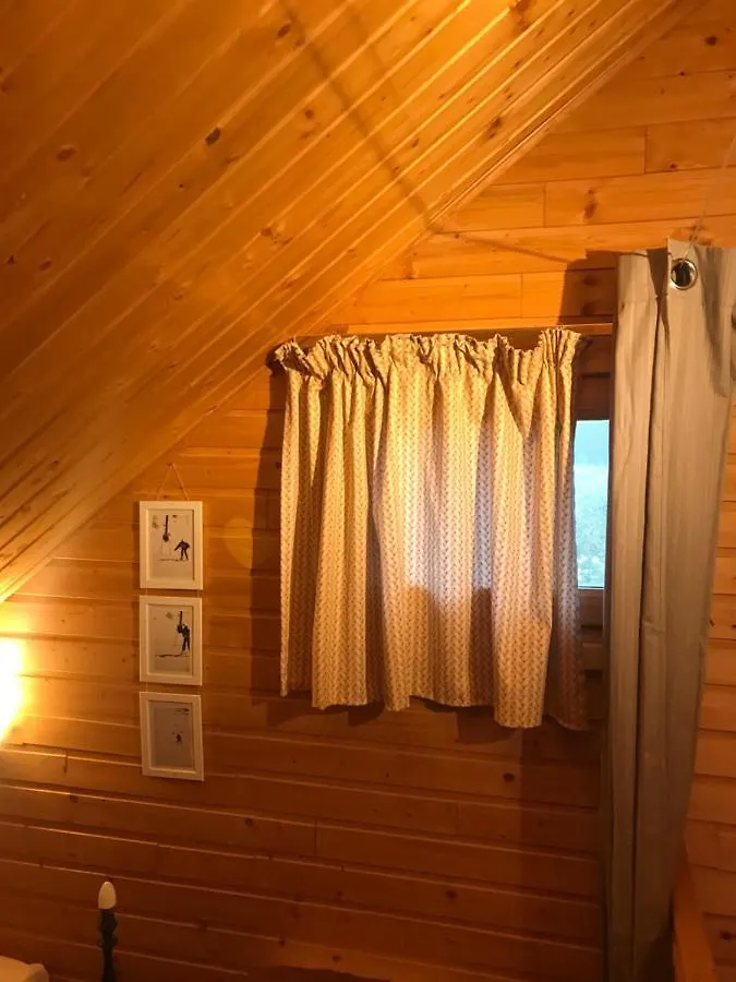 Demi chalet -Pléiades en duplex skis aux pieds avec clefs à disposition via l'agence Constellimmo Risoul 0*,